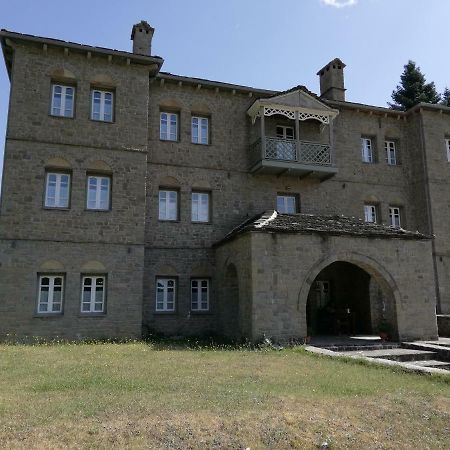 Hotel Petrotechno 切佩洛沃 外观 照片